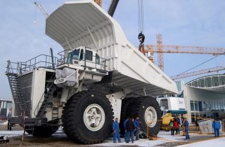 Liebherr T 282B, sumber Mobil Truk
